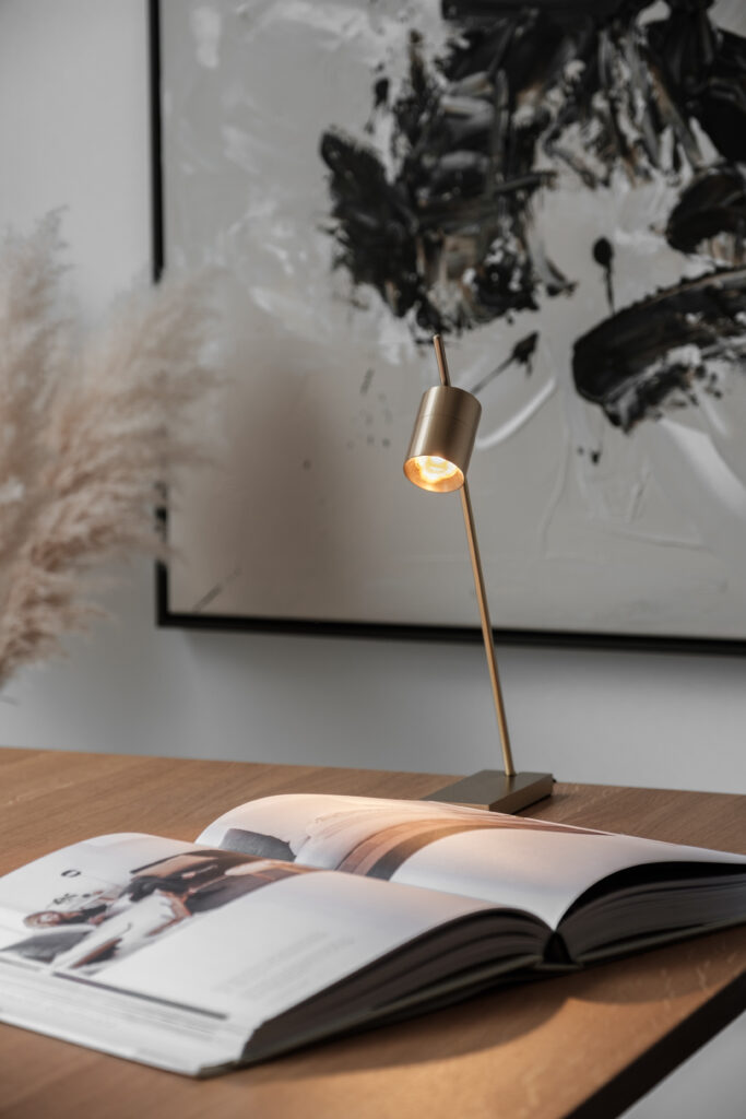 Aude-Table
