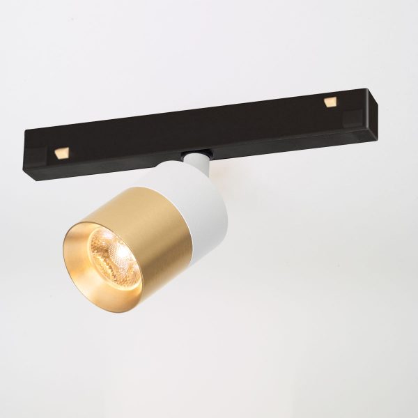 Audette_duo-track_white_brass